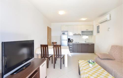 Celina Apartment | 1 Bedroom Nice Apartment In Stanici