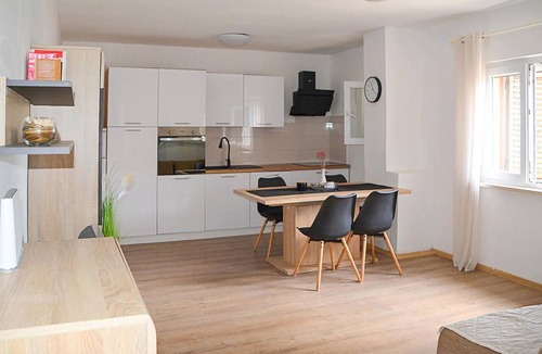 Nevidane Apartment | 1 bedroom stunning apartment in Nevidane