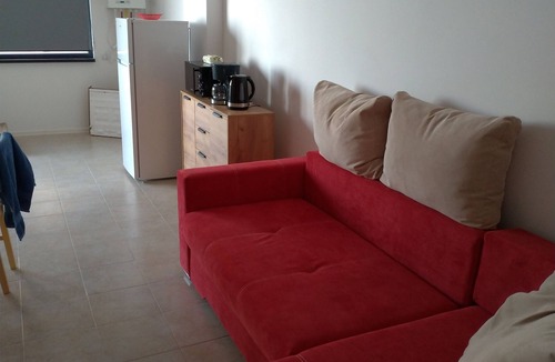 Mamaia-Sat Apartment | 1 minute by step to the Beach ! Sea & Beach view. Free parking. Pet friendly.