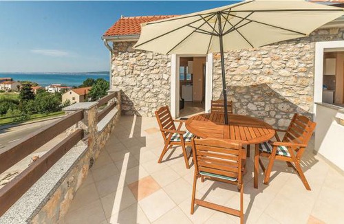 Banj Apartment | 1 room accommodation in Banj