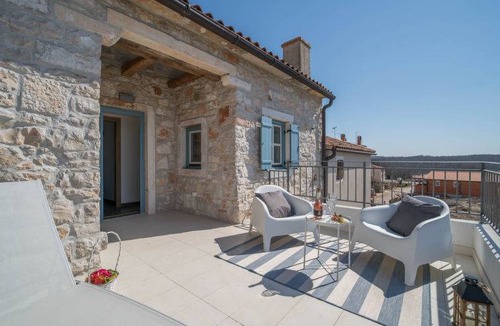 Fiorini House | 120 m² House ∙ 2 bedrooms ∙ 6 guests