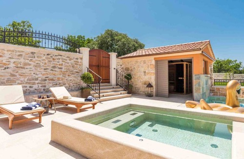 Bicine Villa | 120 m² Villa ∙ 2 bedrooms ∙ 6 guests