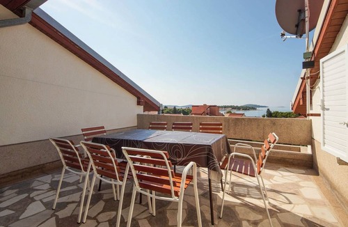 Brodarica Apartment | 135 m² Apartment ∙ 3 bedrooms ∙ 6 guests