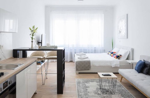 Zagreb Apartment | 150sqm Main Square Apt!-4 Units-Great for Groups!