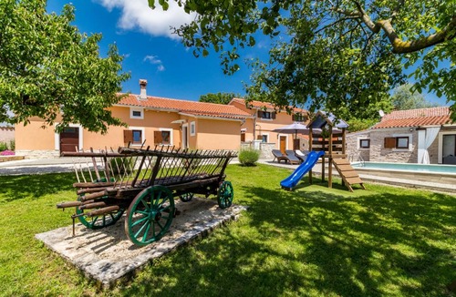 Gradisce House | 165 m² House ∙ 4 bedrooms ∙ 10 guests