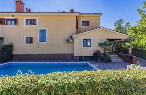 Laginji Other | 175 m² Accommodation ∙ 5 bedrooms ∙ 12 guests
