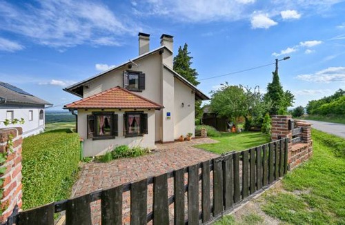 Kalnik House | 2 bedroom accommodation in Kalnik