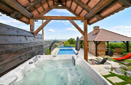 Kalnik House | 2 bedroom accommodation in Kalnik