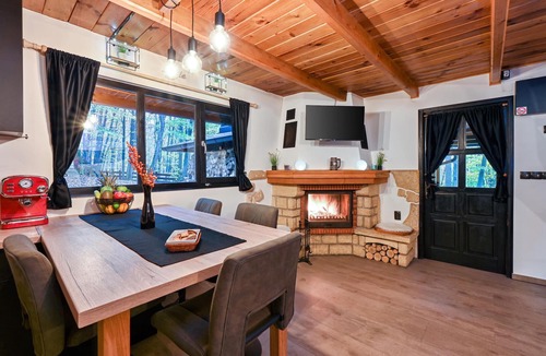 Ivanec House | 2 bedroom accommodation in Ivanec
