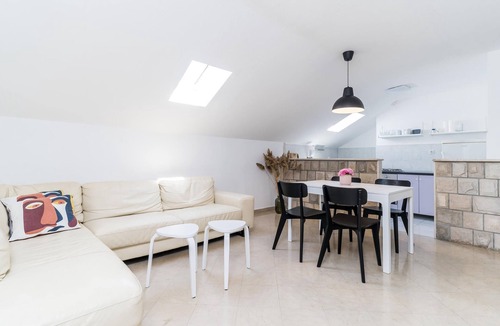 Slano Apartment | 2 bedroom accommodation in Slano