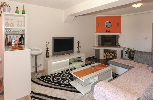 Solin House | 2 bedroom accommodation in Solin