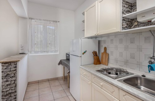 Banjol Apartment | 2 bedroom accommodation in Rab
