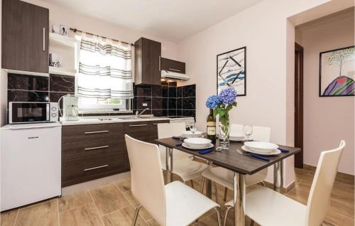 Icici Apartment | 2 Bedroom Amazing Apartment In Icici
