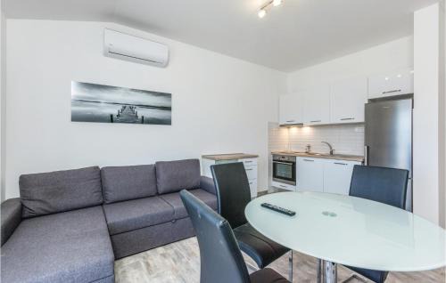 Stobrec Apartment | 2 Bedroom Amazing Apartment In Split