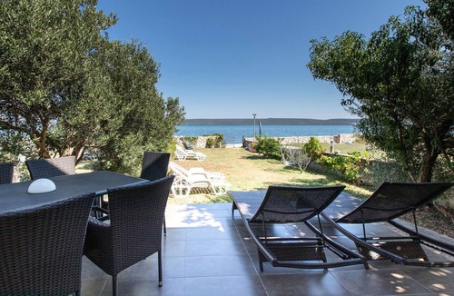 Dobropoljana Apartment | 2 bedroom amazing apartment in Dobropoljana