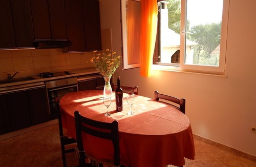 Cove Osibova (Milna) Apartment | 2 bedroom apartment with terrace