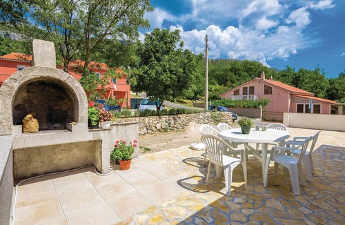 Grizane Apartment | 2 bedroom awesome apartment in Grizane