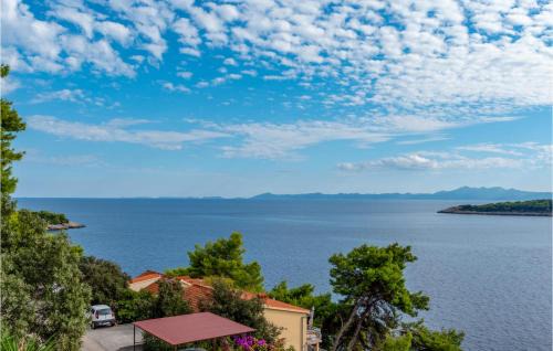 Prizba Apartment | 2 Bedroom Beach Front Apartment In Blato