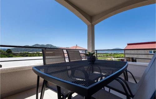 Opuzen House | 2 Bedroom Beautiful Apartment In Opuzen