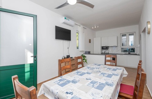 Podaca Apartment | 2 bedroom cozy apartment in Podaca