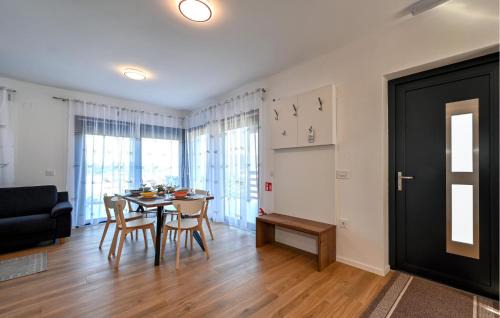 Varazdin House | 2 Bedroom Cozy Home In Margecan