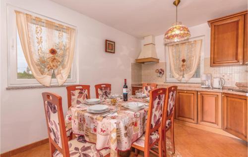 Polje House | 2 Bedroom Gorgeous Apartment In Polje