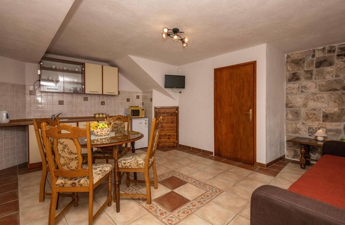 Baska Voda House | 2 bedroom gorgeous home in Baska Voda