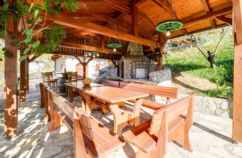 Zakanje House | 2 bedroom gorgeous home in Veliki Vrh Kamanjski