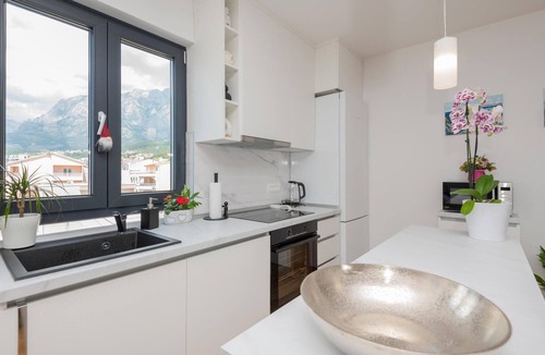 Bidol Apartment | 2 bedroom nice apartment in Makarska