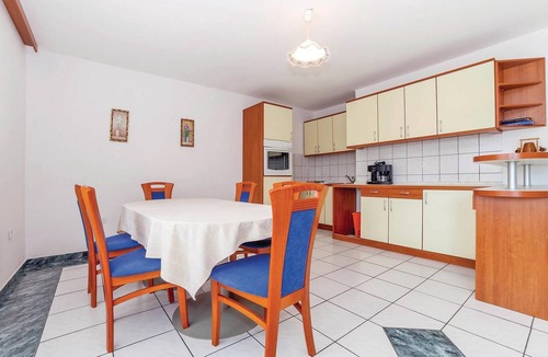 Grizane Apartment | 2 bedroom nice apartment in Grizane