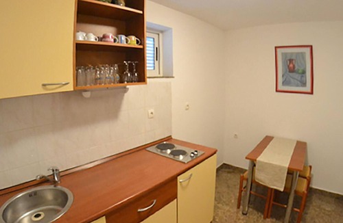 Turanj Apartment | 2 bedroom nice apartment in Turanj