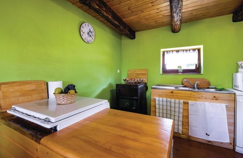Ozalj House | 2 bedroom pet friendly home in Ozalj