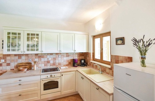 Ostrvica Apartment | 2 bedroom pet friendly apartment in Ostrvica