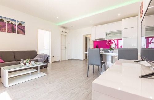 Medici Apartment | 2 bedroom stunning apartment in Medici