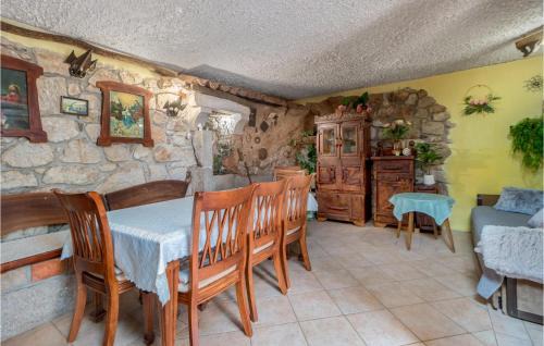 Vinodolska opcina Apartment | 2 Bedroom Stunning Apartment In Grizane