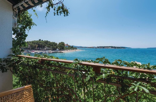 Brodarica House | 2 bedroom stunning home in Brodarica