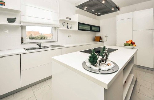 Suhovare House | 222 m² House ∙ 1 bedroom ∙ 12 guests
