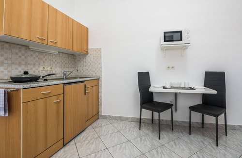Vir Apartment | 250 m from beach | apartment for 2-4 persons | in a quiet area