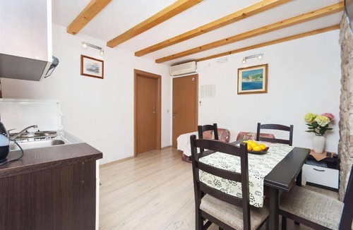 Trogir Apartment | 28 m² Apartment ∙ 1 bedroom ∙ 4 guests