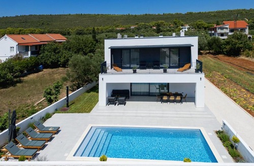 Sukosan Villa | 2Olives house