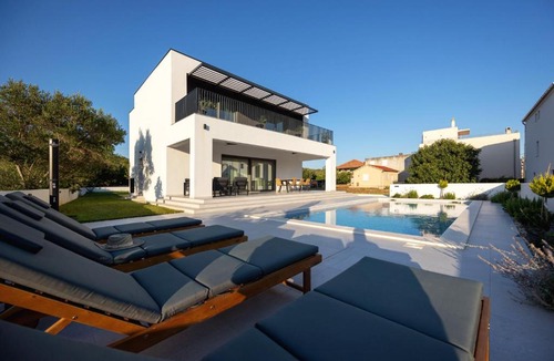Sukosan Villa | 2Olives house