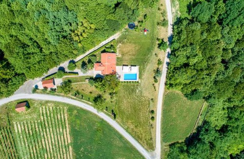 Bedenica House | 3 bedroom accommodation in Bedenica