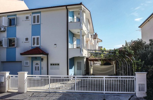 Kastel Novi Apartment | 3 bedroom accommodation in Kastel Novi