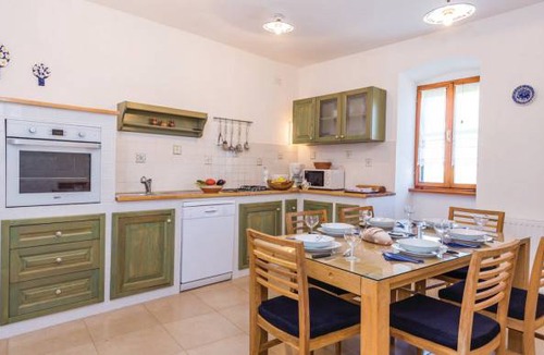 Martina House | 3 bedroom accommodation in Martina