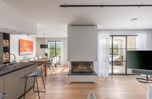 Vele Mune House | 3 bedroom accommodation in Vele Mune