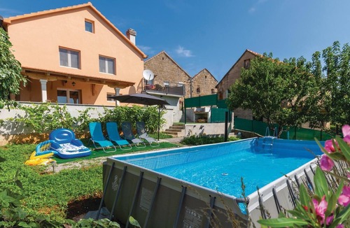 Hrvace House | 3 bedroom accommodation in Hrvace