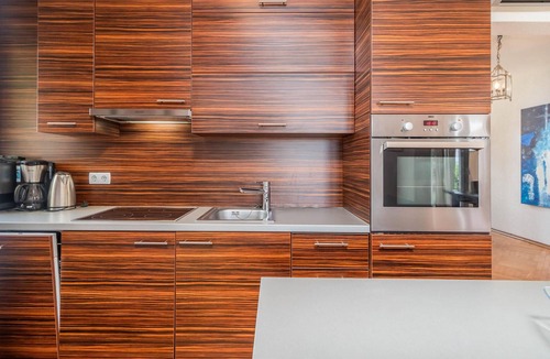Banjol Apartment | 3 bedroom awesome apartment in Rab
