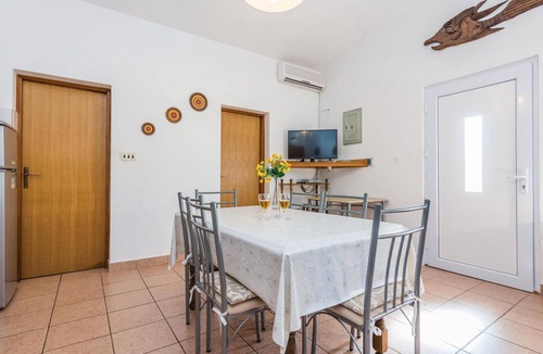 Rovanjska Apartment | 3 bedroom beautiful apartment in Jasenice