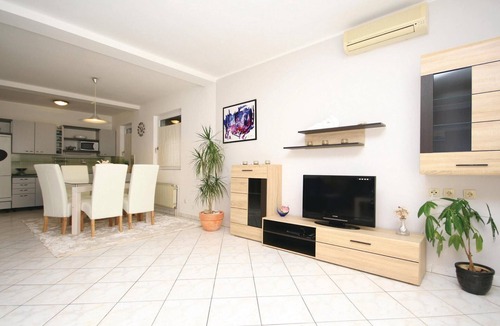 Vodice Apartment | 3 bedroom beautiful apartment in Vodice