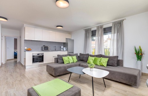 Pjescana Uvala Apartment | 3 bedroom cozy apartment in Pjescana Uvala